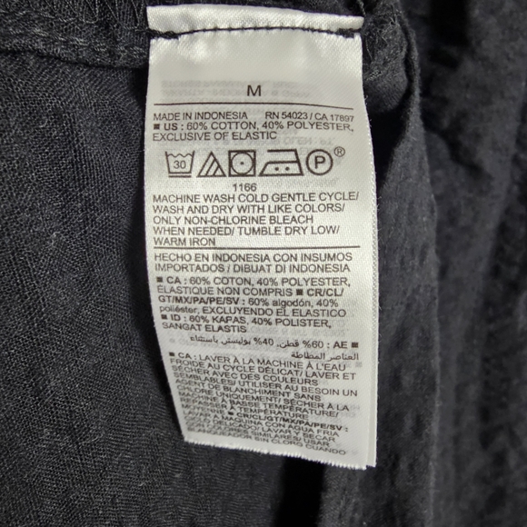 NWOT Old Navy Fit and Flare Puff Sleeve Seersucker All Say Mini Dress in Black - - Picture 7 of 7